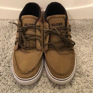 Brand New Globe Shoes